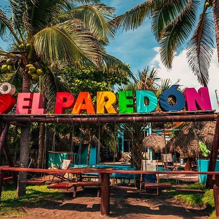 The Driftwood Surfer Beachfront Hostel / Restaurant / Bar, El Paredon Эль-Паредон-Буэна-Виста Экстерьер фото